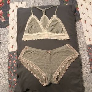 Jasmine & Ginger bra and underwear set